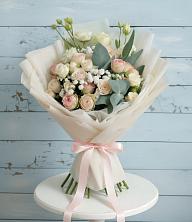 Букет цветов из:  Розы и Лизиантусы в Кизляре Республики Северная Осетия-Алания