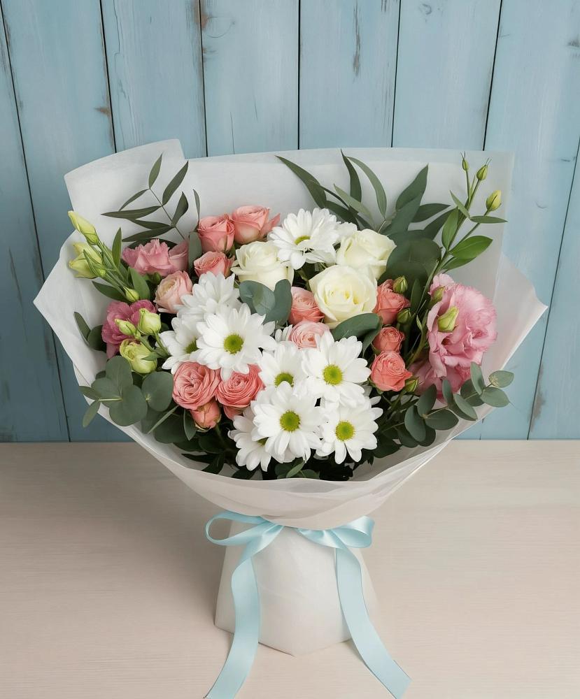 Букет цветов из: Розы, Лизиантусы и Хризантемы в Кизляре Республики Северная Осетия-Алания