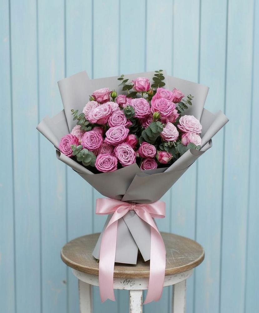 Букет цветов из: Розы в Кизляре Республики Северная Осетия-Алания