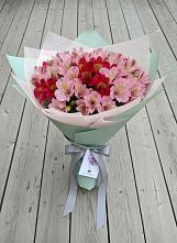 Букет цветов из:  Альстромерии в Кизляре Республики Северная Осетия-Алания