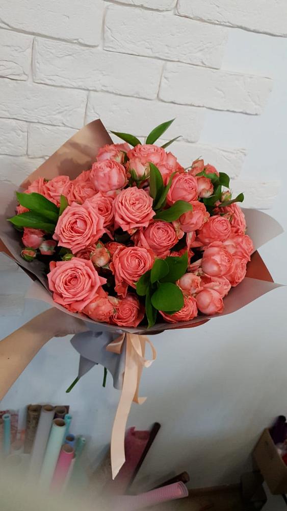 Букет цветов из: Розы в Кизляре Республики Северная Осетия-Алания