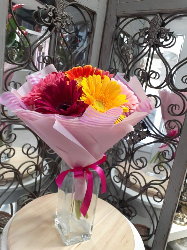 Букет цветов из: Герберы в Кизляре Республики Северная Осетия-Алания