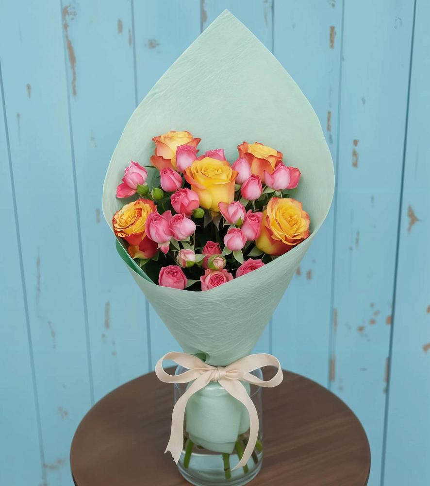 Букет цветов из: Розы в Кизляре Республики Северная Осетия-Алания