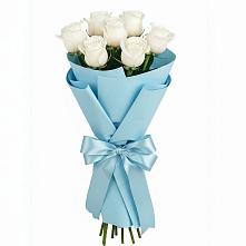 Букет 7 белых роз Проуд в Кизляре Республики Северная Осетия-Алания