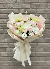 Букет цветов из:  Гвоздики, Розы, Лизиантусы и Хризантемы #REPLACE_PRED# Кизляре Республики Северная Осетия-Алания