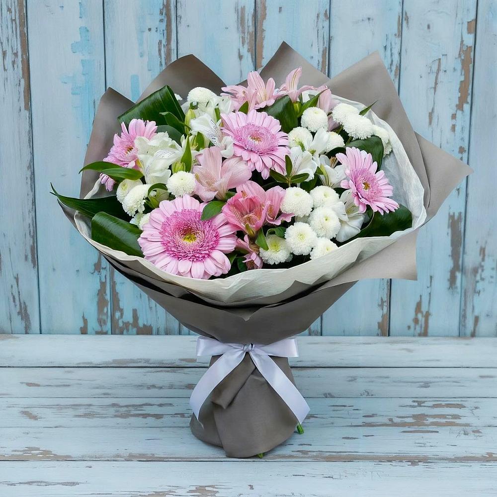 Букет цветов из: Герберы, Альстромерии и Хризантемы в Кизляре Республики Северная Осетия-Алания