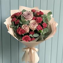 Букет цветов из:  Гвоздики и Розы в Кизляре Республики Северная Осетия-Алания