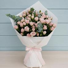 Букет цветов из:  Розы в Кизляре Республики Северная Осетия-Алания